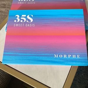 Morphe 35S Sweet Oasis